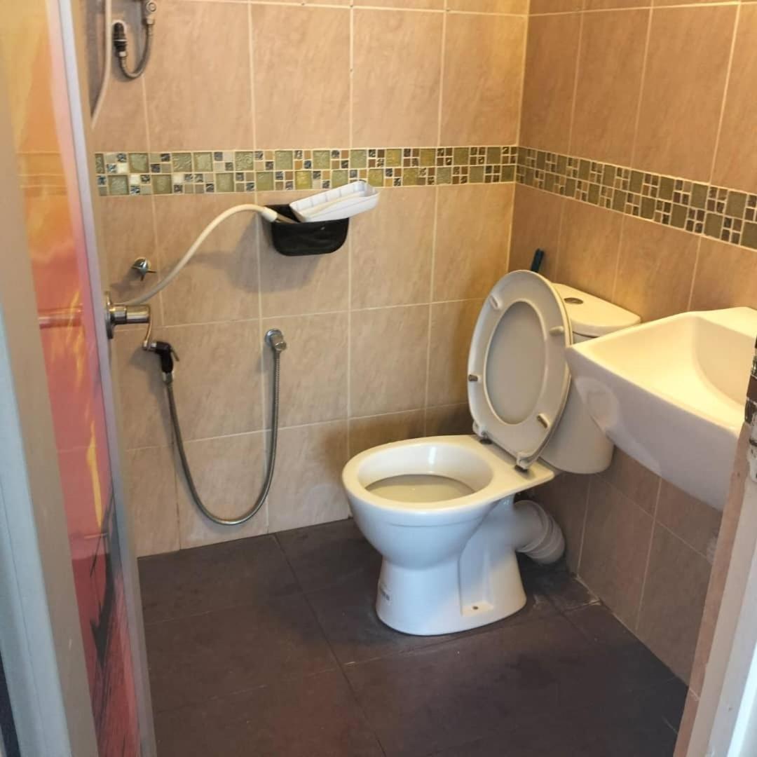 Sri Sayang Pearl View Apartment Batu Feringgi Luaran gambar