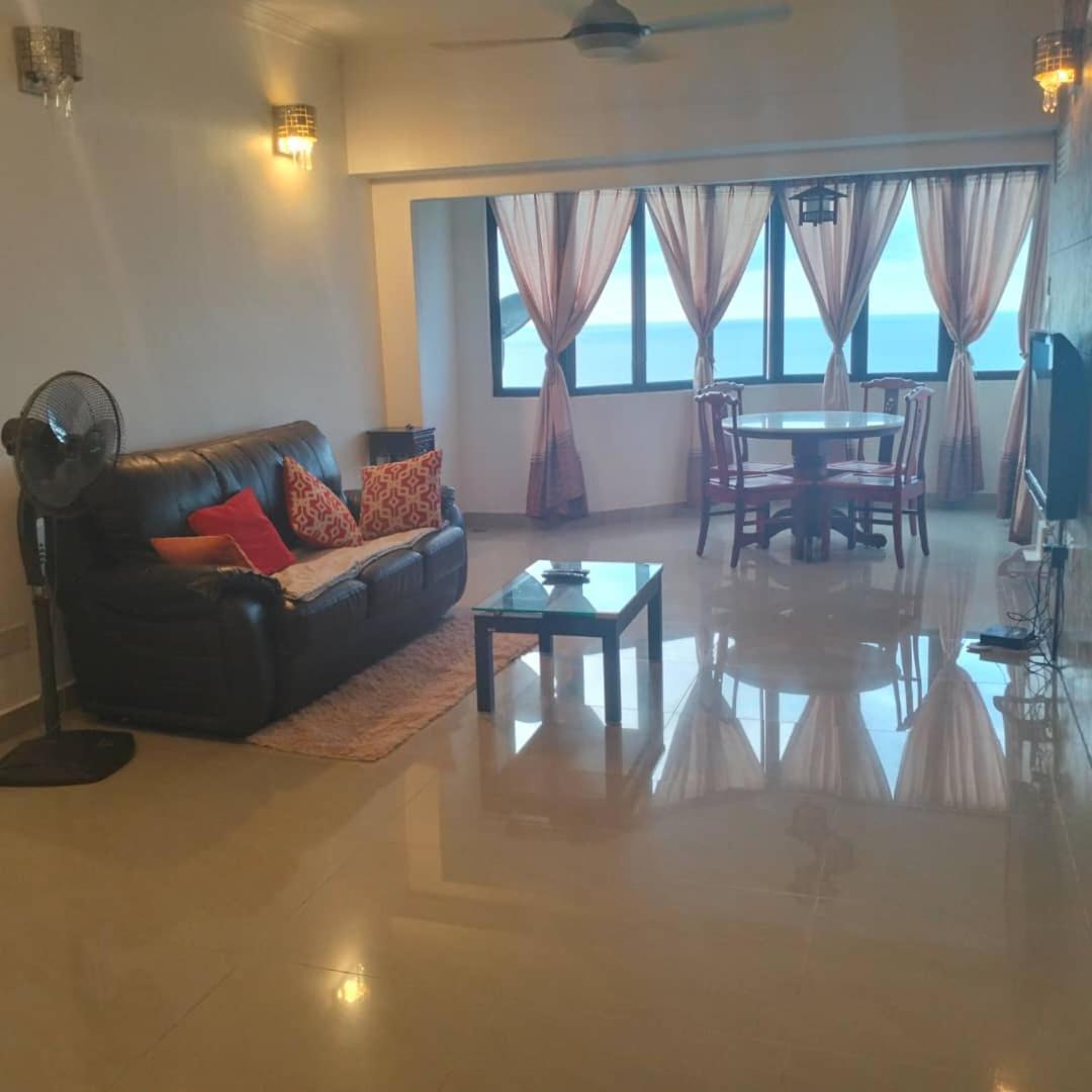 Sri Sayang Pearl View Apartment Batu Feringgi Luaran gambar