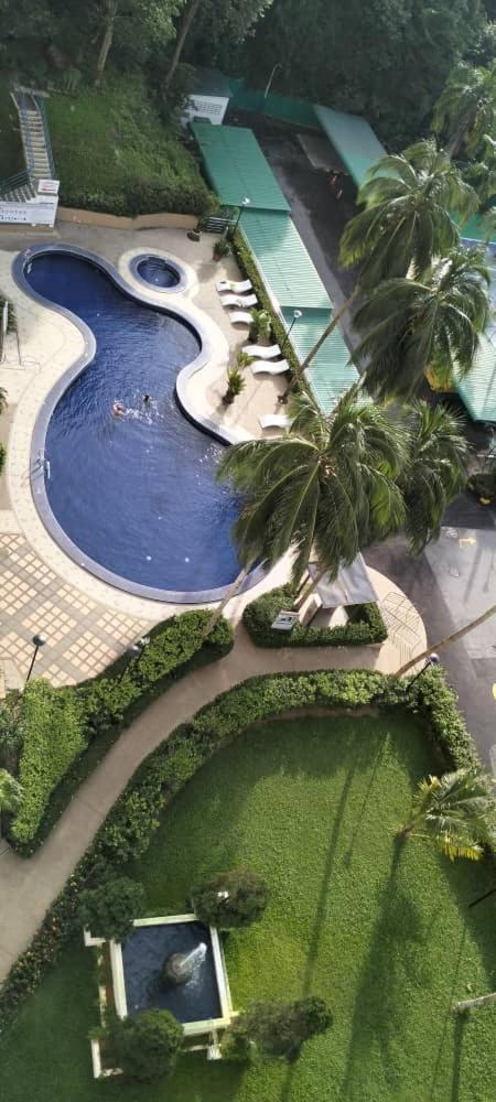 Sri Sayang Pearl View Apartment Batu Feringgi Bilik gambar