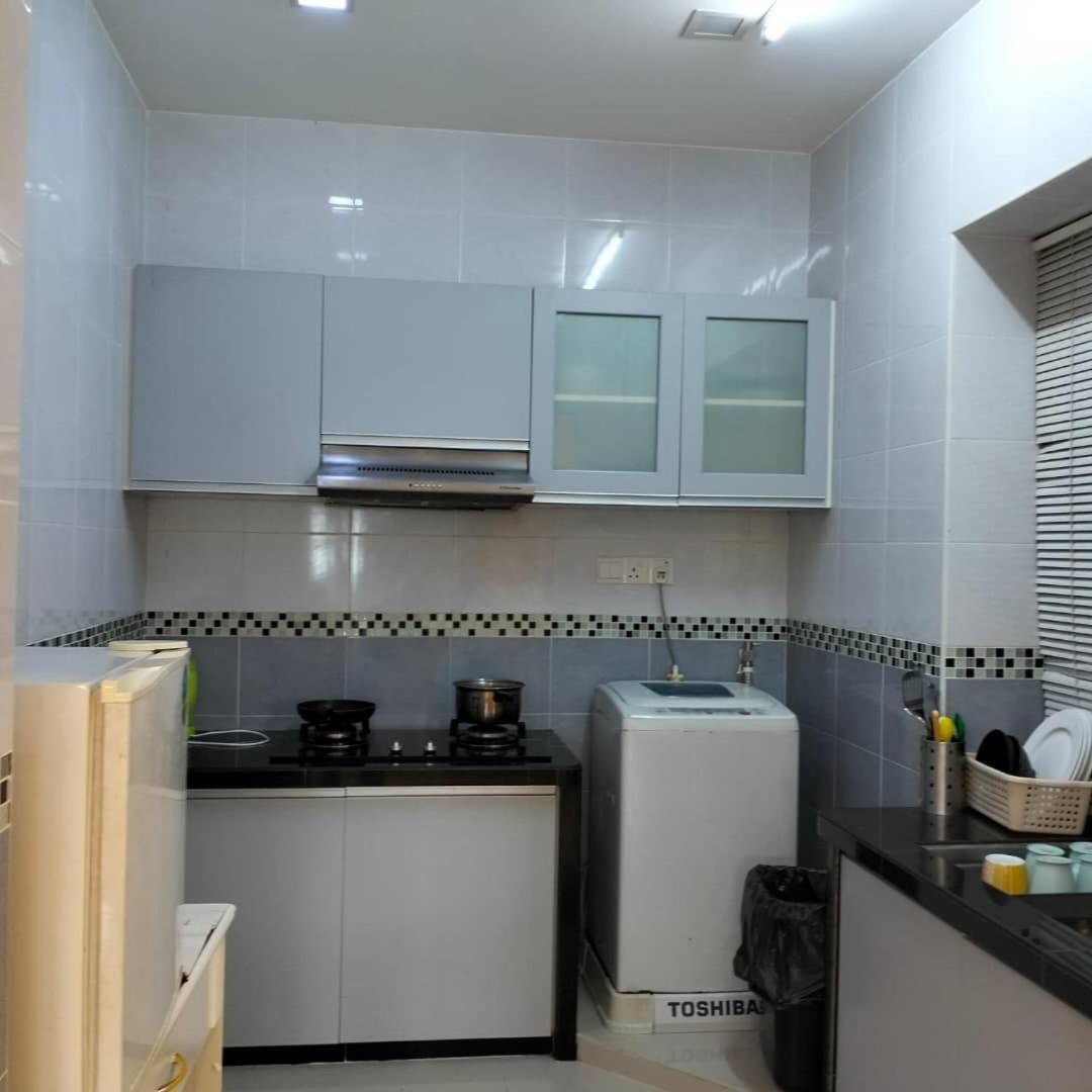 Sri Sayang Pearl View Apartment Batu Feringgi Bilik gambar